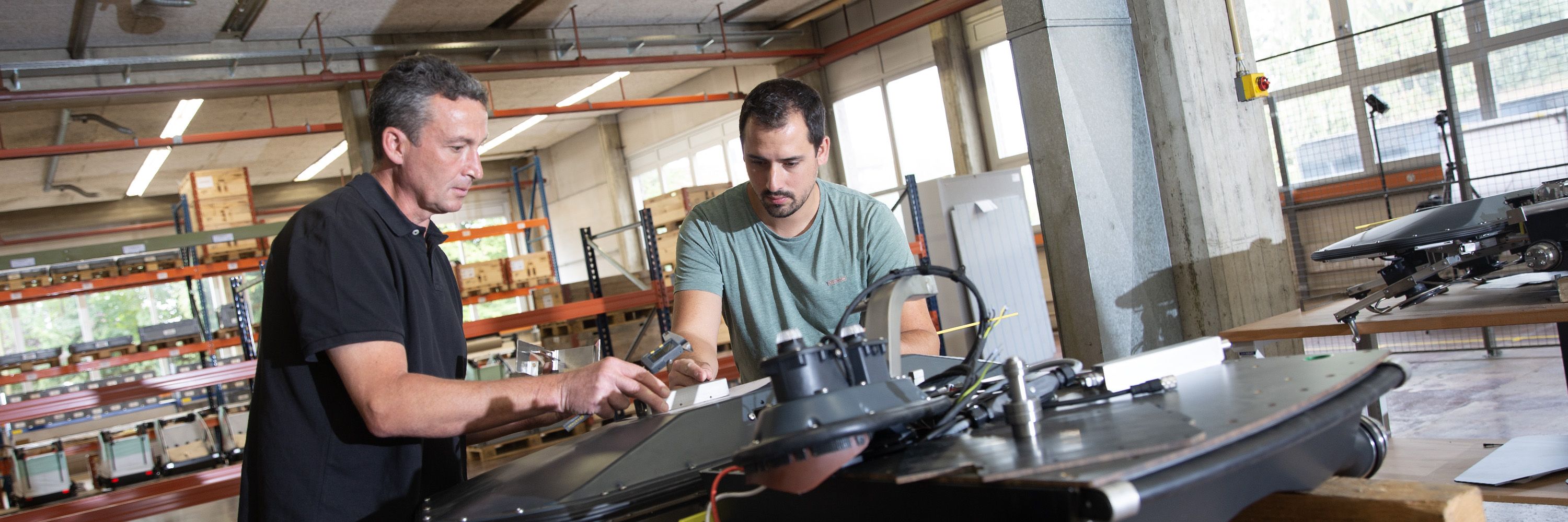 Arbeiten in Brüggli Industries Robotik