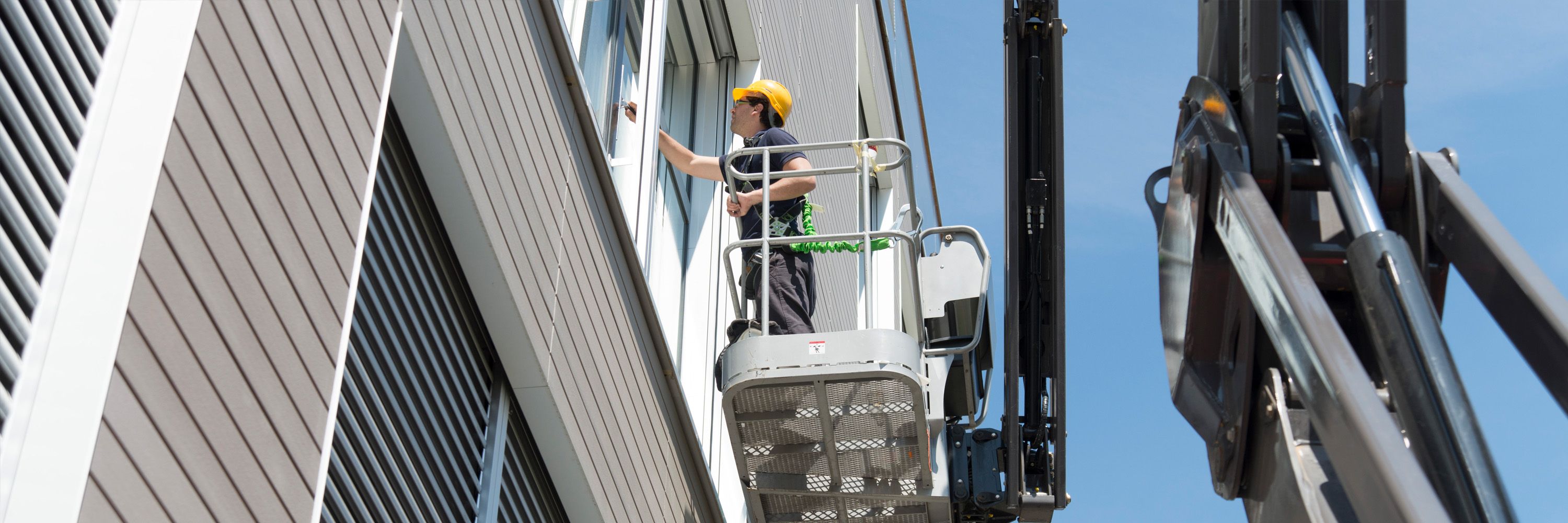Brüggli Unterhalt & Technik bei der Fassadenreinigung